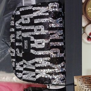 Victoria's Secret PINK NWT fashion show Sequin cosmetic bag